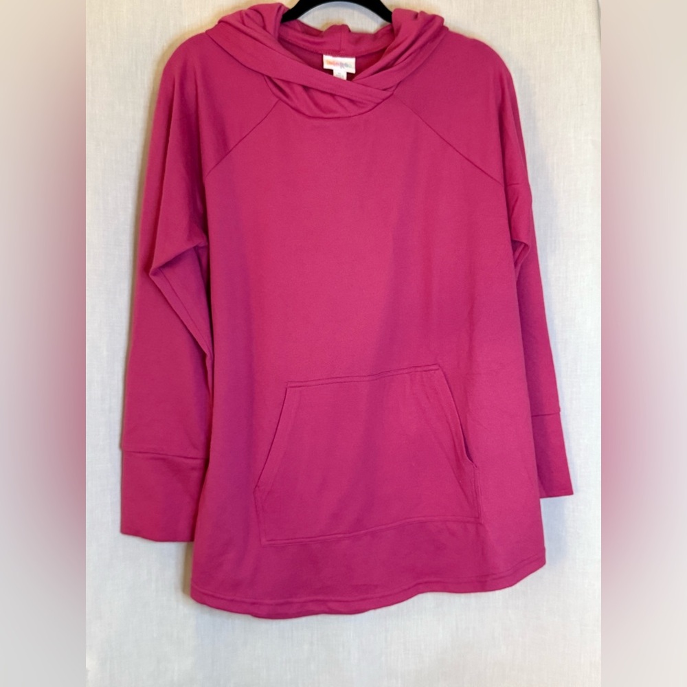 LuLaRoe Vibrant Pink Knit Amber XL